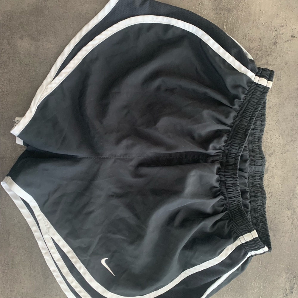 Nike black and white size small